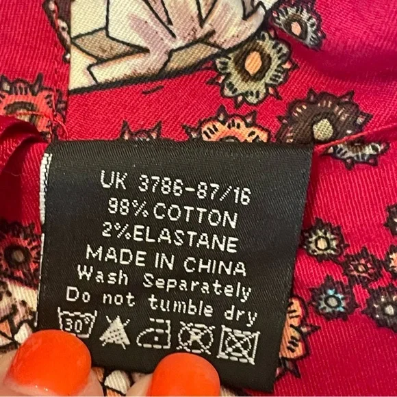 Hell Bunny Sugar Skull print dress. Size M. Sweetheart neck. Back zipper. Used. - Picture 5 of 13